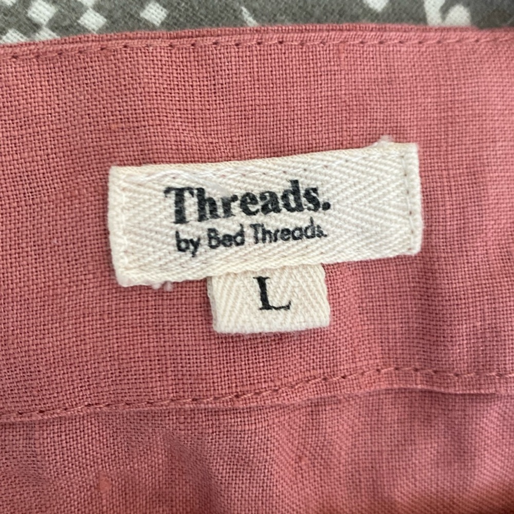 Bed Threads L Linen V Neck Top - Picture 3 of 14